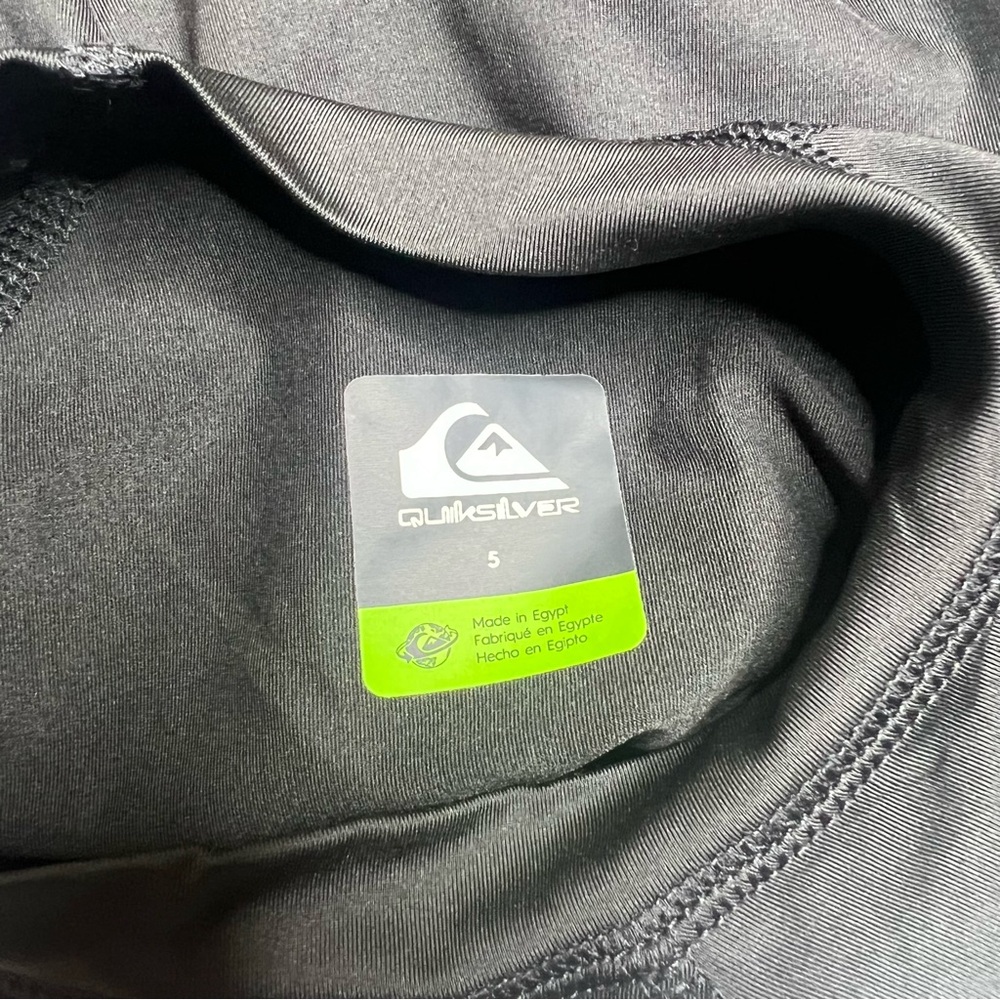 Quiksilver Rash-guard 5 - Picture 2 of 3